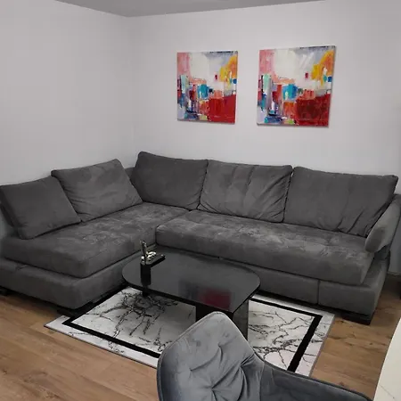 Apartment Centre *