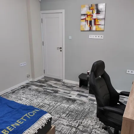 Apartment Centre *
